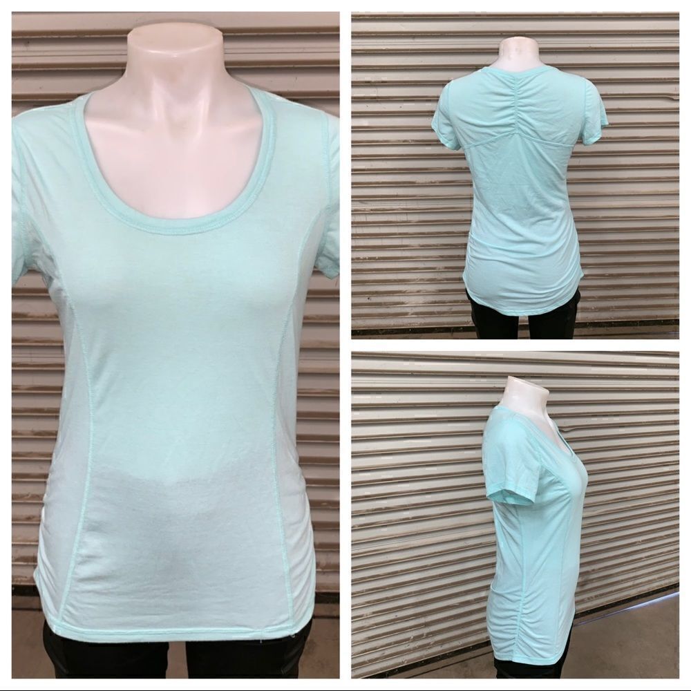 🛍️Athletic teal sports top shirt sleeve